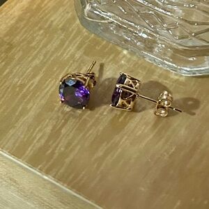 Pretty Bird Rose Gold Plated Elegant Purple Gemstone Stud Earrings